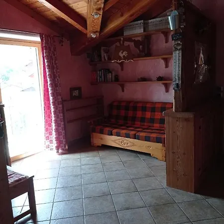 Torrent Du Chateau Дом отдыха Аоста